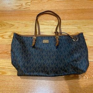 Michael Kors Jet Set Tote